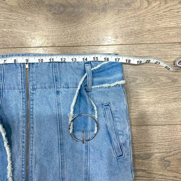 Forever 21 Denim Mini Skirt - Picture 5 of 6
